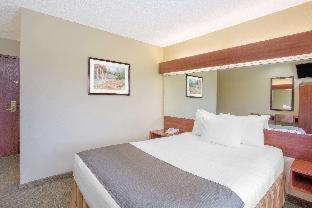 Microtel Inn And Suites Gassaway Номер фото