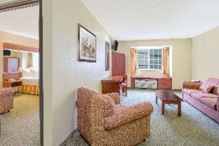 Microtel Inn And Suites Gassaway Номер фото